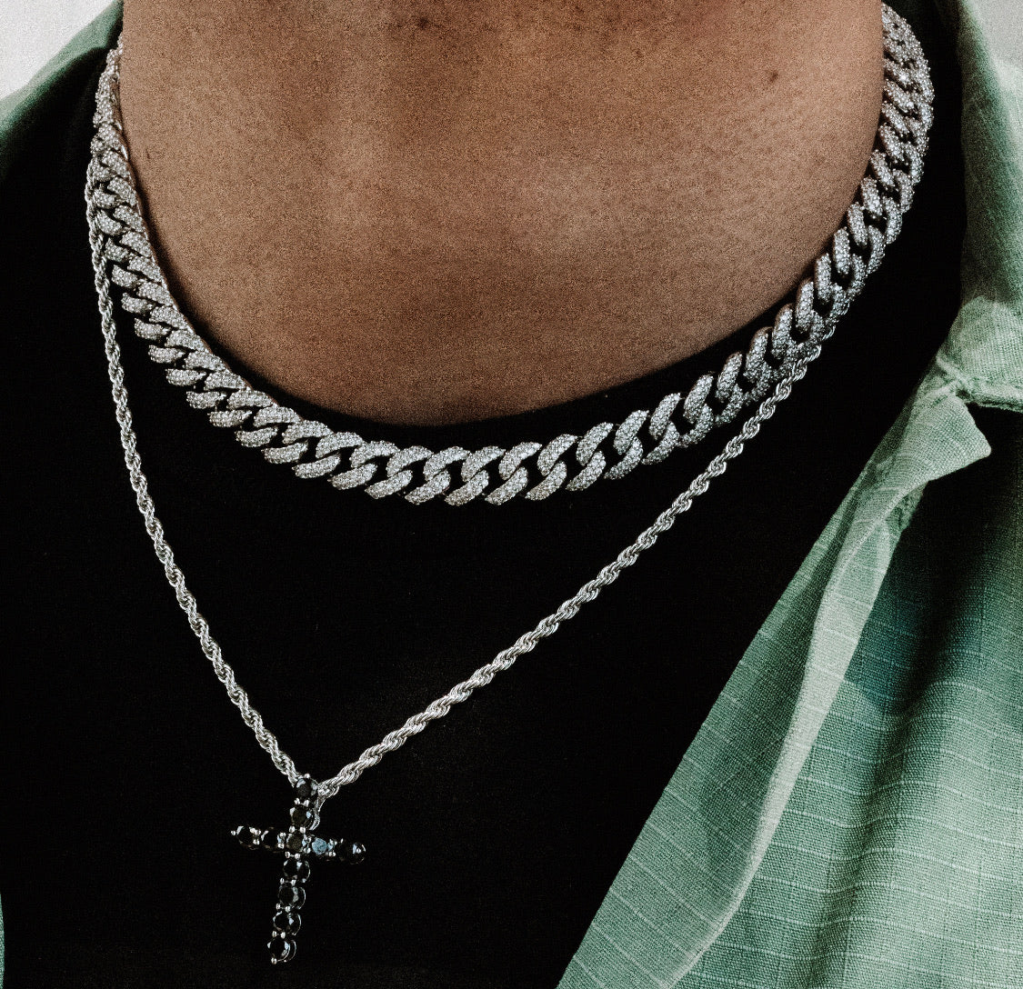 Flooded Diamond Cuban Link Chain (10mm) - Image 4