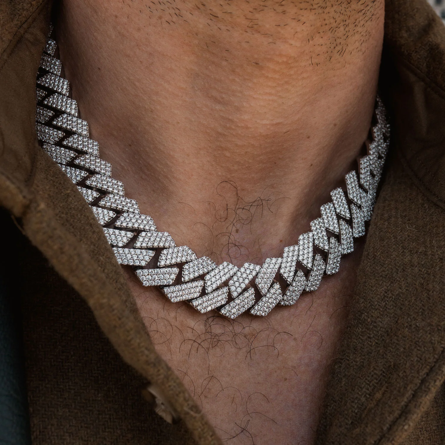 3 Row Diamond Cuban Chain 18mm - Image 13