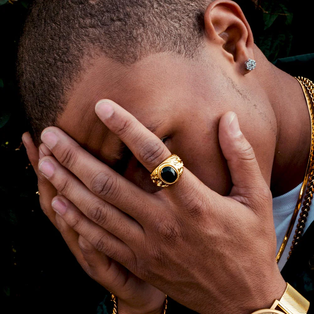 Gold Onyx Ring - Image 5